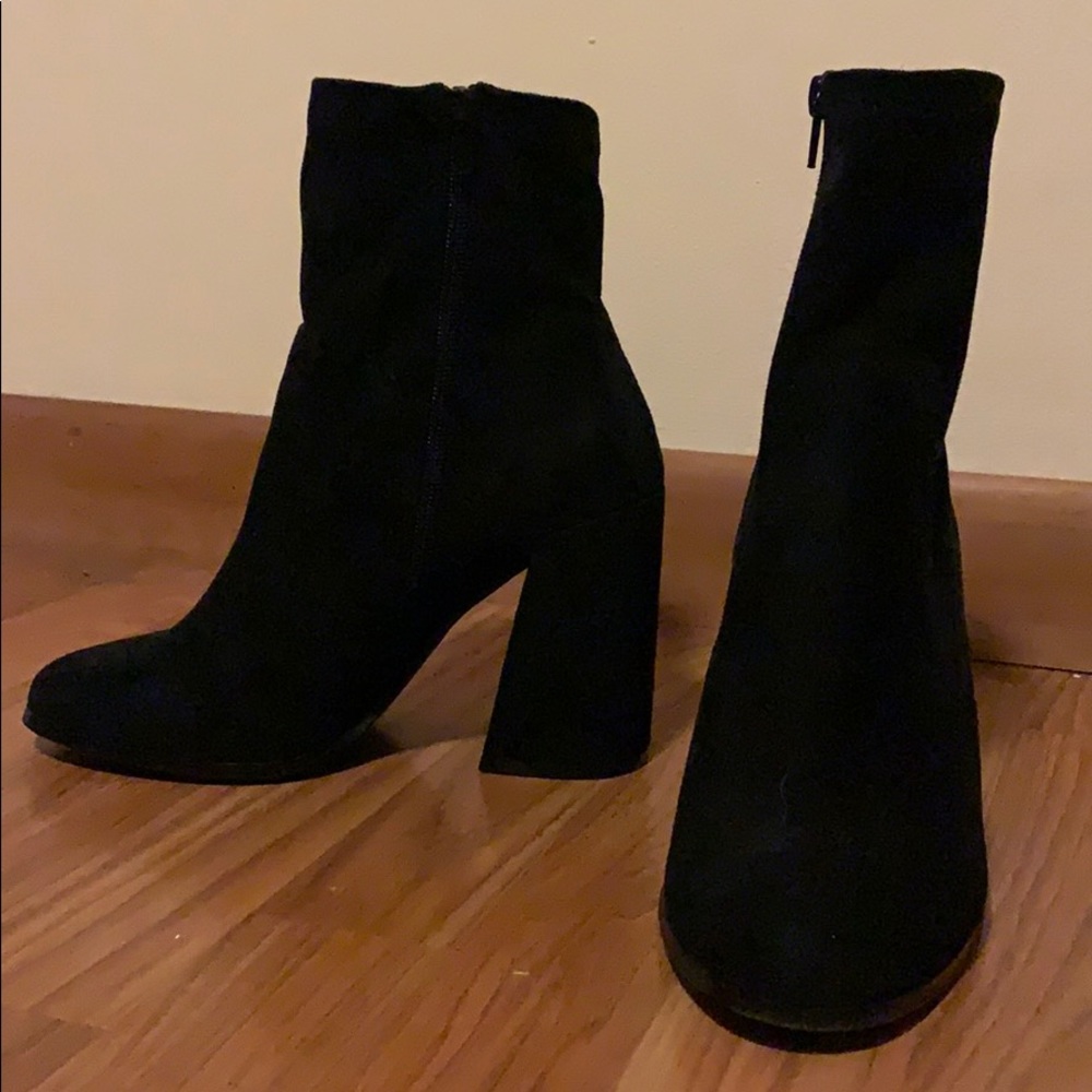 ASOS SUEDE BOOTIE